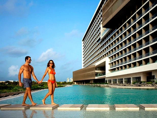 Dreams Vista Cancún Golf & Spa Resort