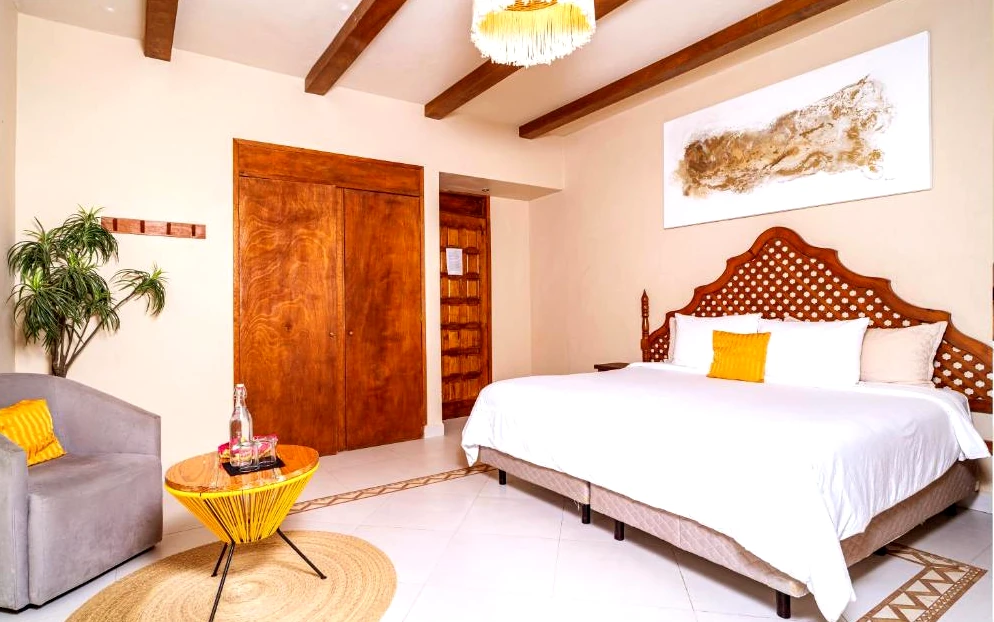 Hotel Enigmatic Cancún
