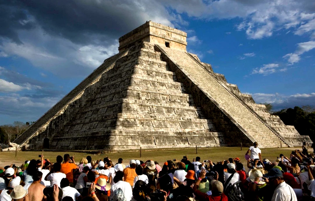 Excursión a Chichén Itzá, Cenote y Valladolid