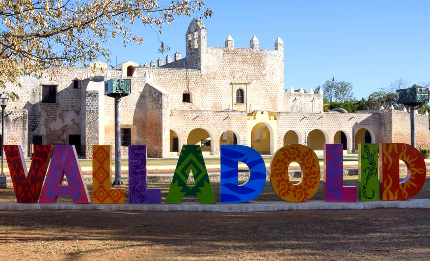 Excursión a Chichén Itzá, Cenote y Valladolid