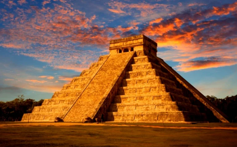 Excursión a Chichén Itzá, Cenote y Valladolid