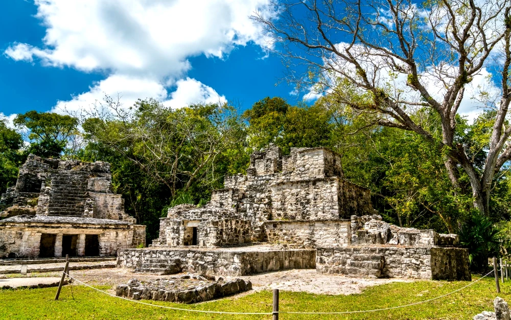 Zona Arqueológica Muyil